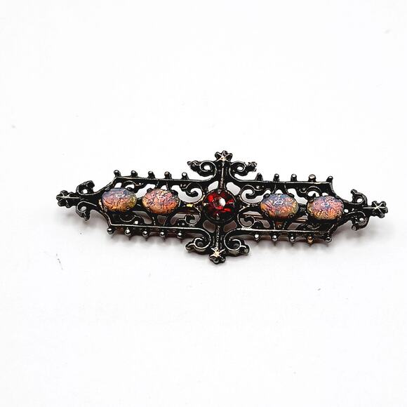 Vintage Sarah Coventry Pin, Victorian Style Brooch, Dragon's Breath Cabs, Silver - Picture 3 of 11